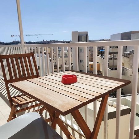 Modern Apartment In Gzira Exteriér fotografie